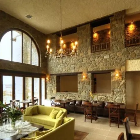 Hotel 1450 3*